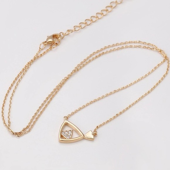 18k Gold Plated Triangle Pendant Necklace - Picture 4 of 7